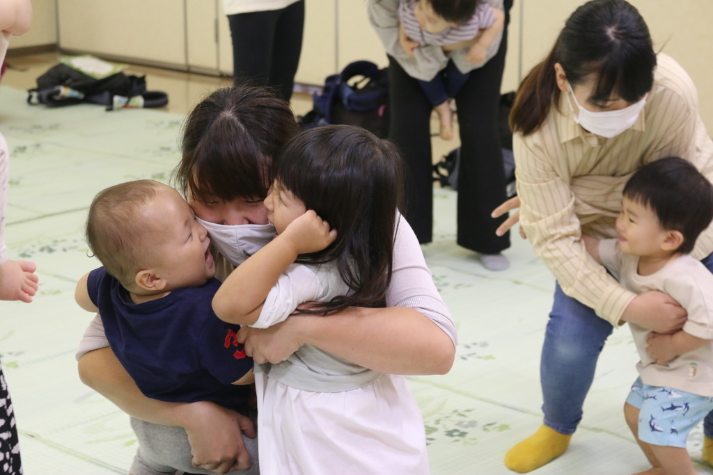 親子リズム・リトミック遊び　親コミュ