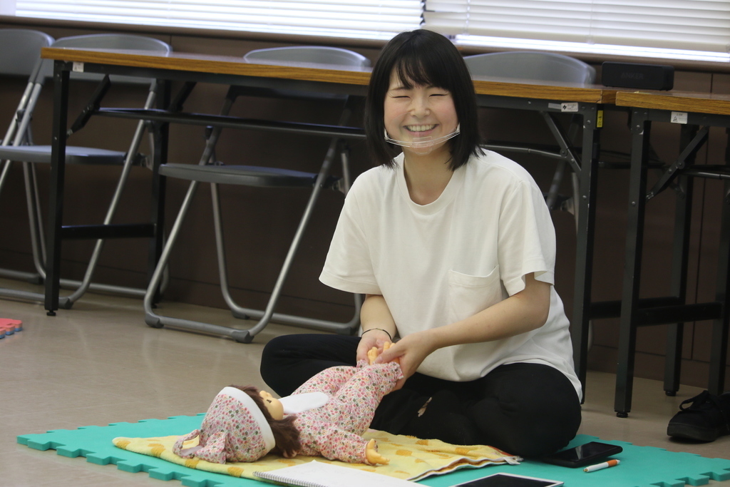 「ふれあい」ベビーマッサージでママと赤ちゃんの絆を深めよう!!